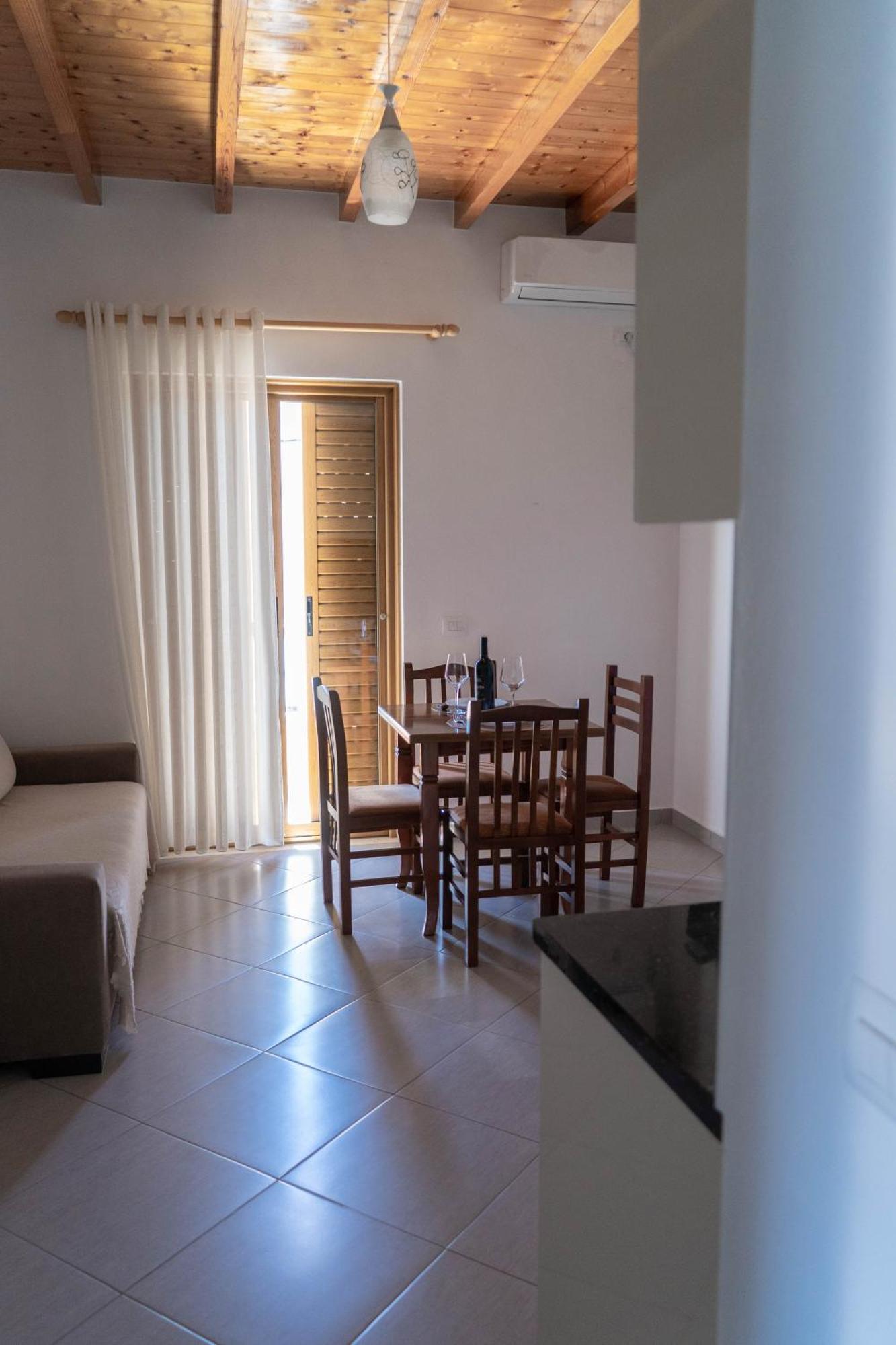 Vila Anxhelo Vlore Luaran gambar