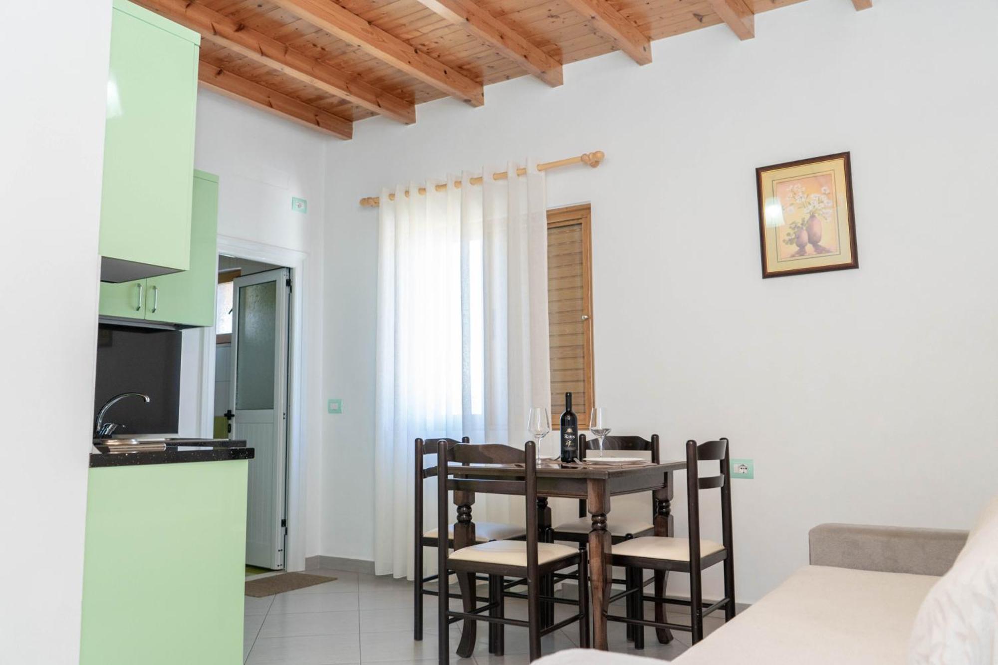 Vila Anxhelo Vlore Luaran gambar